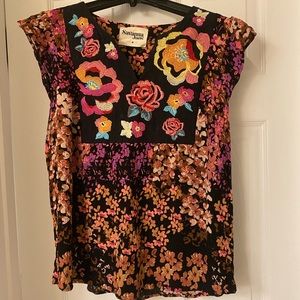 Boutique Floral Embroidered Top (Savanna Jane)